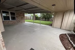 8226 Garden Parks Dr, Houston, TX 77075 - Photo 14