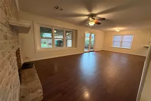8226 Garden Parks Dr, Houston, TX 77075 - Photo 4