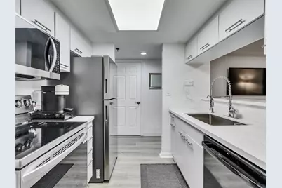 3525 Sage Road #812, Houston, TX 77056 - Photo 10