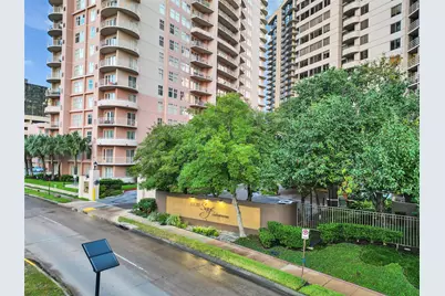 3525 Sage Road #812, Houston, TX 77056 - Photo 1