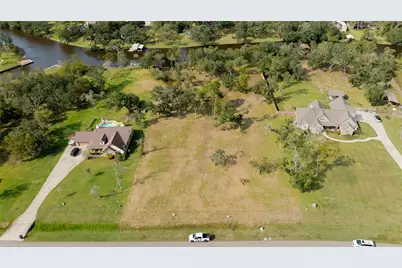 32742 Bayou Bend, Richwood, TX 77515 - Photo 10