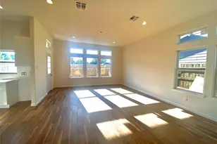 13926 Leabrandon Ln, Houston, TX 77045 - Photo 4