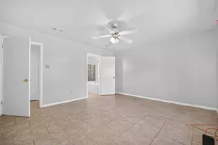 6510 Grand Haven Dr, Houston, TX 77088 - Photo 32