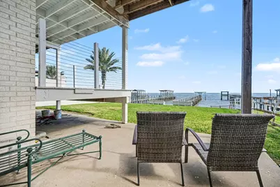 503 Bay Avenue, Kemah, TX 77565 - Photo 14