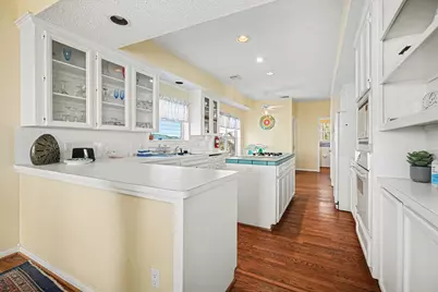 503 Bay Avenue, Kemah, TX 77565 - Photo 24