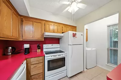 3919 Fairmont Parkway #115, Pasadena, TX 77504 - Photo 8