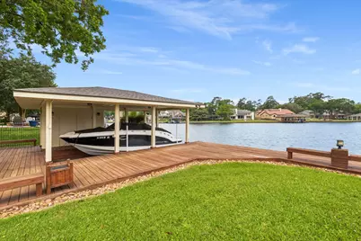 130 Lakeside Drive, Montgomery, TX 77356 - Photo 2