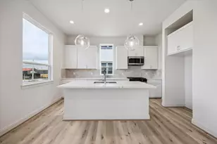 1808 Elysian St, Houston, TX 77026 - Photo 14