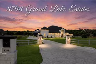 8798 Grand Lake Estates Dr, Montgomery, TX 77316 - Photo 1