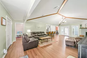 10313 S Williams Rd, Conroe, TX 77303 - Photo 6