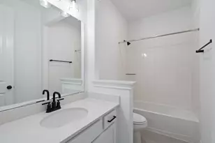 7818 Jasper Mdws Wy, Angleton, TX 77515 - Photo 14
