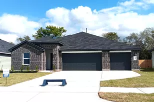 135 Wildflower Ln, Dayton, TX 77535 - Photo 1