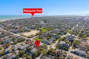 923 Church St, Galveston, TX 77550 - Photo 46