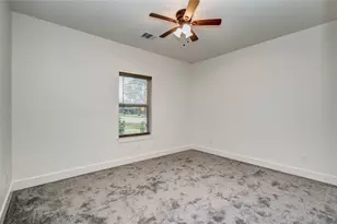 401 S Blackwell St, La Porte, TX 77571 - Photo 24