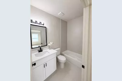 1914 Roosevelt Street, Houston, TX 77012 - Photo 10
