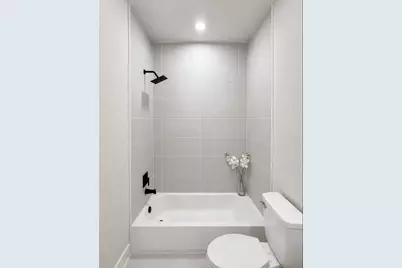 1914 Roosevelt Street, Houston, TX 77012 - Photo 8