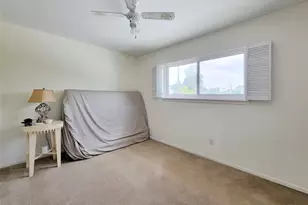 1911 Sherwood Forest St, Houston, TX 77043 - Photo 14