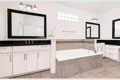 1531 Woodbend Park W, Houston, TX 77055 - Photo 14