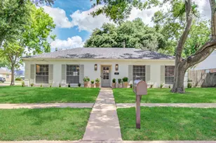12870 Westleigh Dr, Houston, TX 77077 - Photo 1