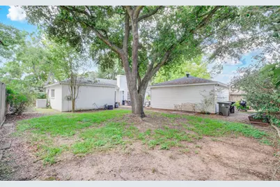 12870 Westleigh Drive, Houston, TX 77077 - Photo 22