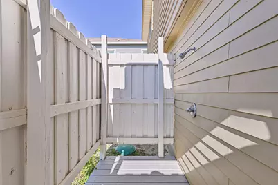 4413 Tampico Way, Galveston, TX 77554 - Photo 40