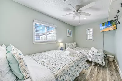 4413 Tampico Way, Galveston, TX 77554 - Photo 22