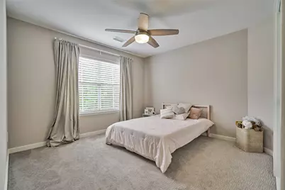 38 E Gaslight Place, The Woodlands, TX 77382 - Photo 36