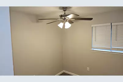 11046 Spottswood Drive, Houston, TX 77016 - Photo 12