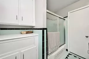 5758 Meadow Creek Ln, Houston, TX 77017 - Photo 28