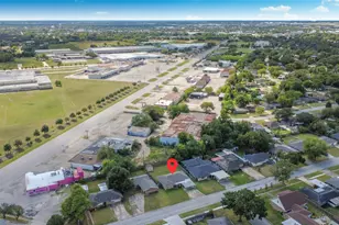 5758 Meadow Creek Ln, Houston, TX 77017 - Photo 40