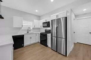 3312 Bacchus St, Houston, TX 77022 - Photo 10