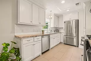 4831 Stillbrooke Dr, Houston, TX 77035 - Photo 14