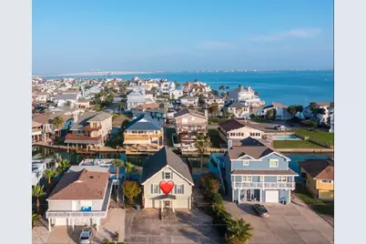 146 Tamana Drive, Galveston, TX 77554 - Photo 38