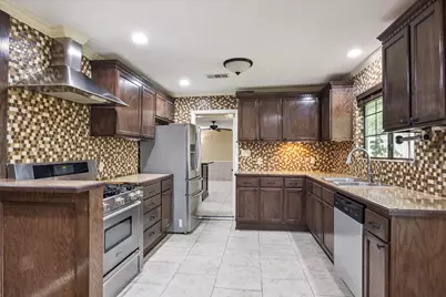 5326 Pagewood Lane, Houston, TX 77056 - Photo 12