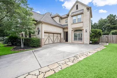 114 S Knights Crossing Drive, The Woodlands, TX 77382 - Photo 4
