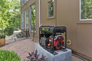 4736 Post Oak Timber Dr, Houston, TX 77056 - Photo 30