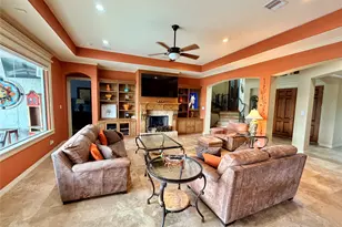 716 Pegasus Ln, League City, TX 77573 - Photo 10