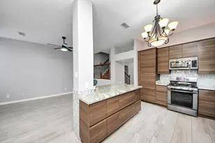 20922 Whitevine Way, Katy, TX 77450 - Photo 18