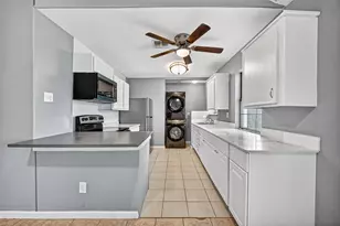 11927 Flushing Meadows Dr, Houston, TX 77089 - Photo 10