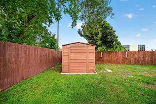 11927 Flushing Meadows Dr, Houston, TX 77089 - Photo 36