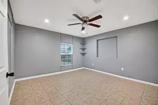 11927 Flushing Meadows Dr, Houston, TX 77089 - Photo 24