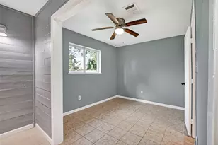 11927 Flushing Meadows Dr, Houston, TX 77089 - Photo 26