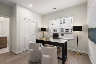 3925 Willowbend Point Drive, Houston, TX 77025 - Photo 28
