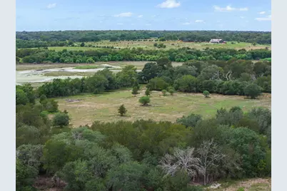 9365 Bauer Road, Fayetteville, TX 78940 - Photo 18