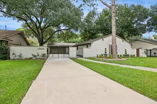 10618 Cranbrook Rd, Houston, TX 77042 - Photo 1