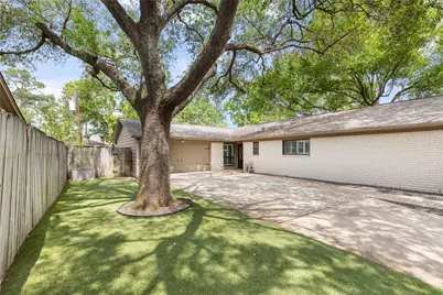 10618 Cranbrook Road, Houston, TX 77042 - Photo 4