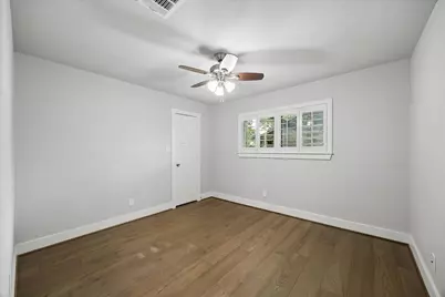 10618 Cranbrook Road, Houston, TX 77042 - Photo 20
