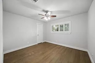 10618 Cranbrook Rd, Houston, TX 77042 - Photo 20