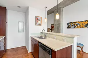 5925 Almeda Rd, Houston, TX 77004 - Photo 10