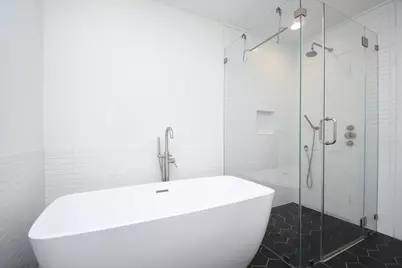 9715 Greenwillow Street, Houston, TX 77096 - Photo 14